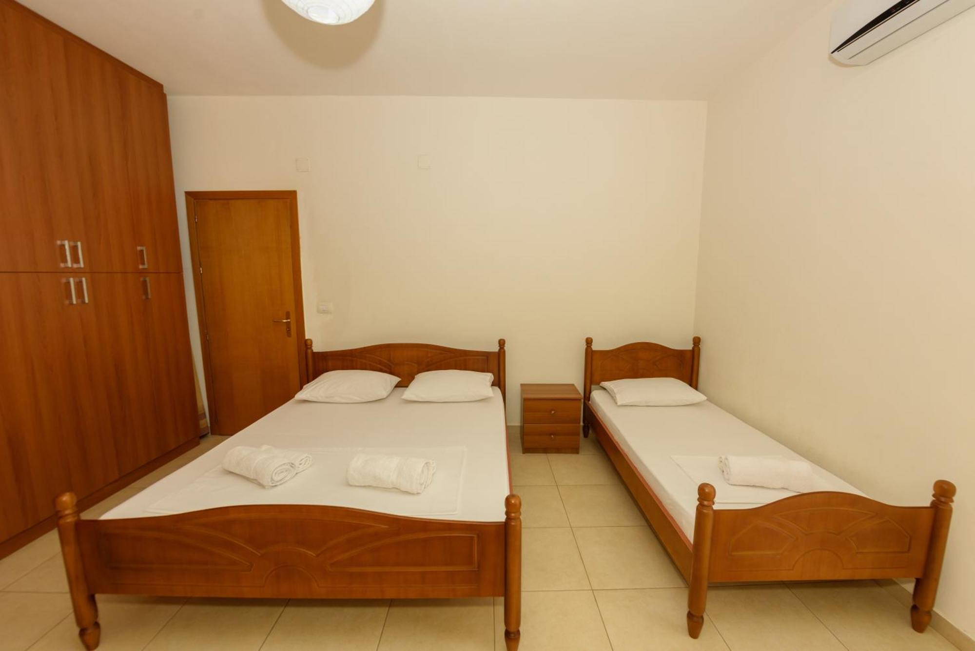 Vasili'S Family Apartments Χειμάρρα Εξωτερικό φωτογραφία